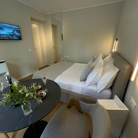 Apartment Nea Terrace